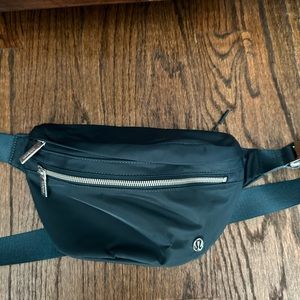 Lululemon City Adventure Belt Bag - Submarie